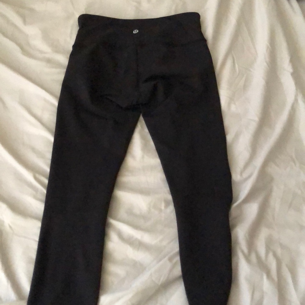 Lululemon leggings (no offers)